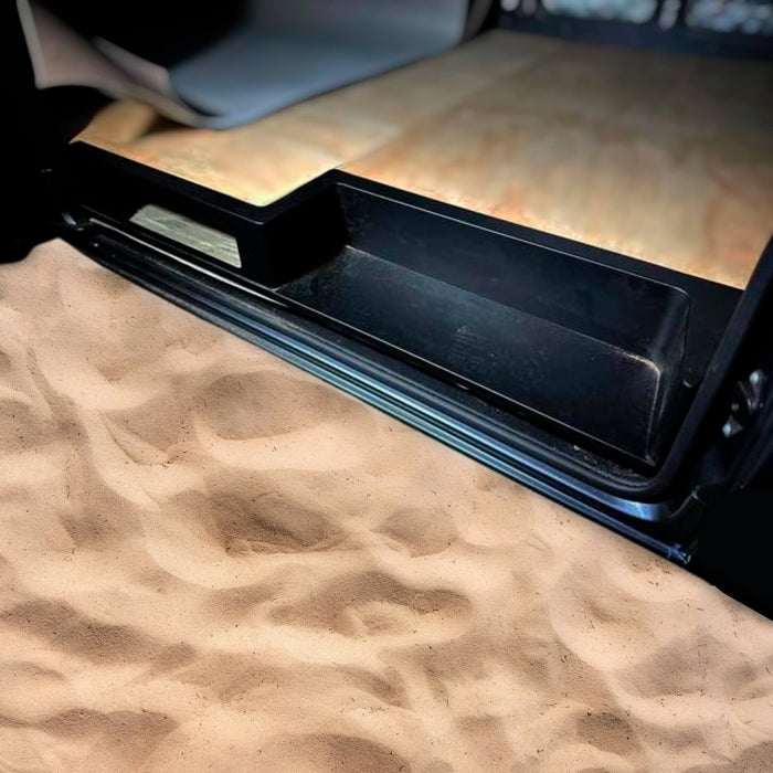 Robuste sliding door storage step for sprinter 2019 to 2024