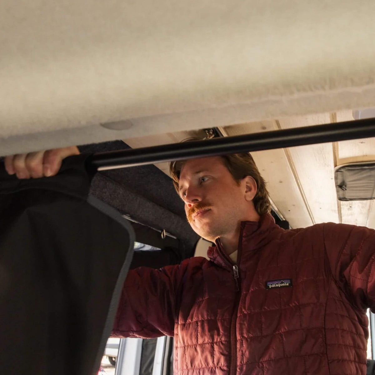 PROMASTER (2014+) 136″/159″/159″ EXT | CURTAIN RAIL FOR HEADLINER