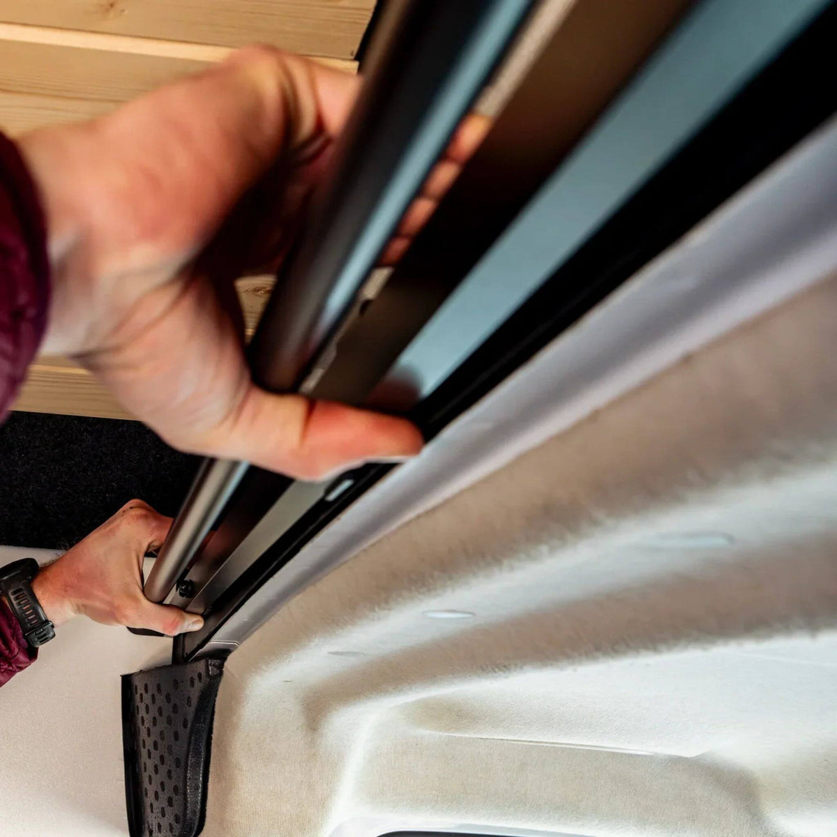 PROMASTER (2014+) 136″/159″/159″ EXT | CURTAIN RAIL FOR HEADLINER