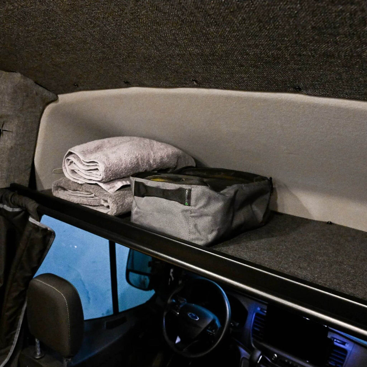 TRANSIT (2015+) 130″/148″/148″ EXT | HEADLINER SHELF & CURTAIN RAIL | WITH FACTORY OVERHEAD CUBBY
