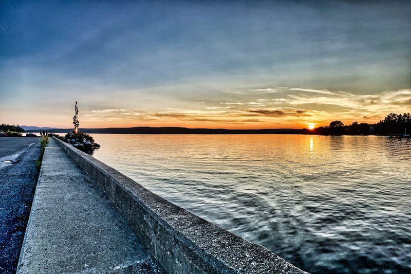 Sunset at Lac-Mégantic in Québec, Vanlife