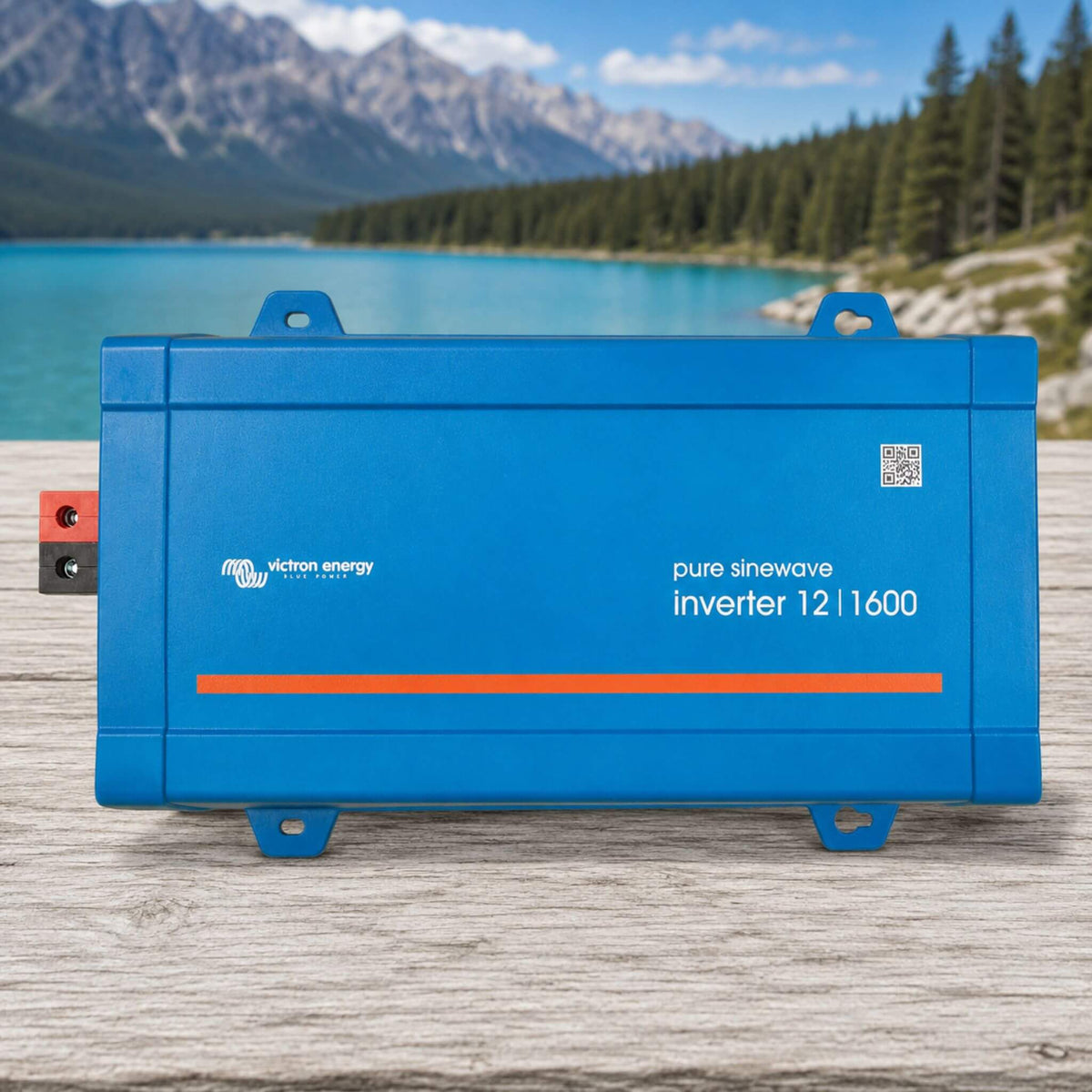 Victron Energy 12/1600 inverter, 120V, VE.Direct, NEMA 5-15R, pure sine wave inverter, van conversion, vanlife electrical, RV power, off-grid, PIN122161500