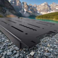 Easy bolt-on installation of Aluminum Decking Panel System using T-bolts. / Installation facile du système de panneaux en aluminium avec boulons en T.