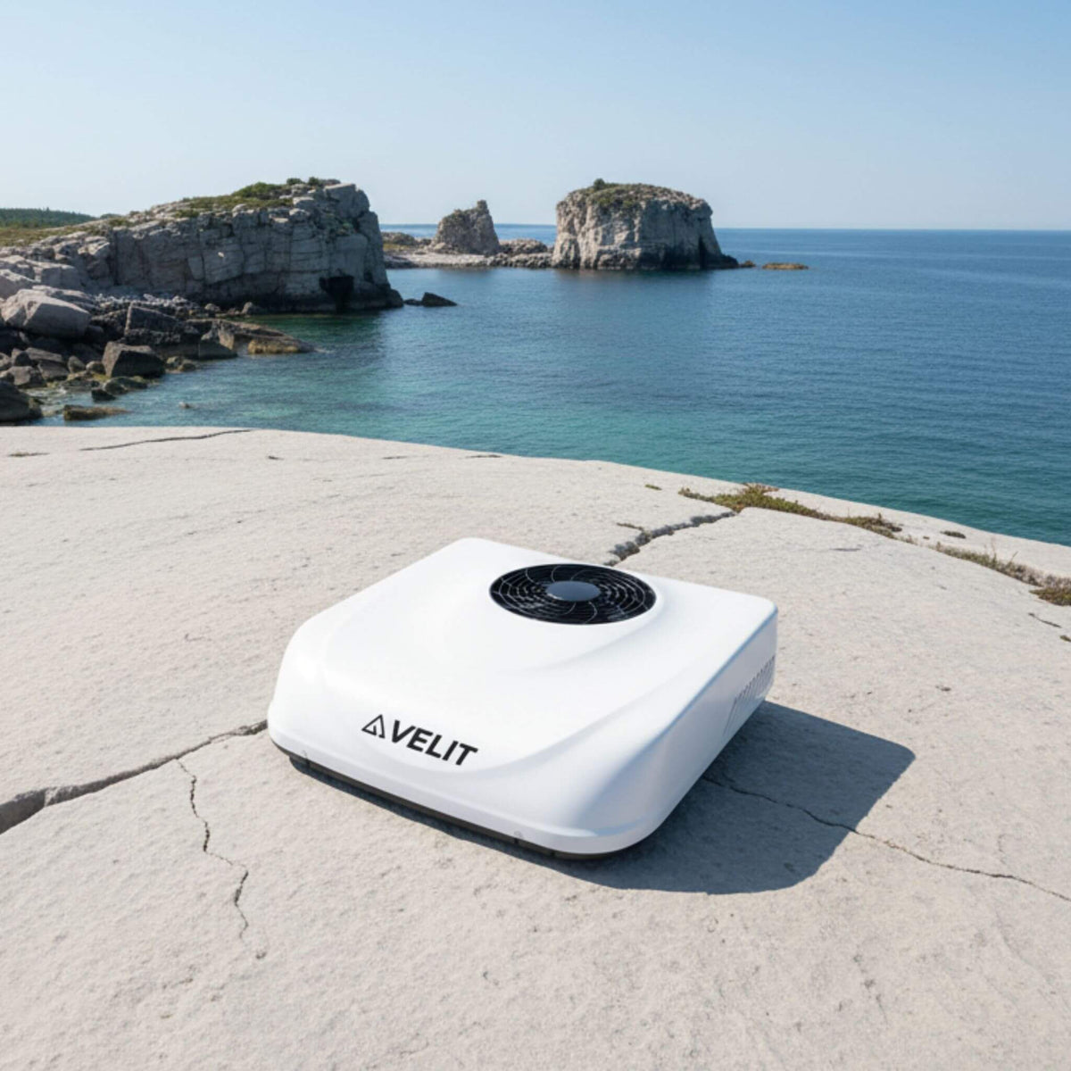 Climatiseur de toit DC conçu pour un refroidissement fiable pendant les voyages par temps chaud