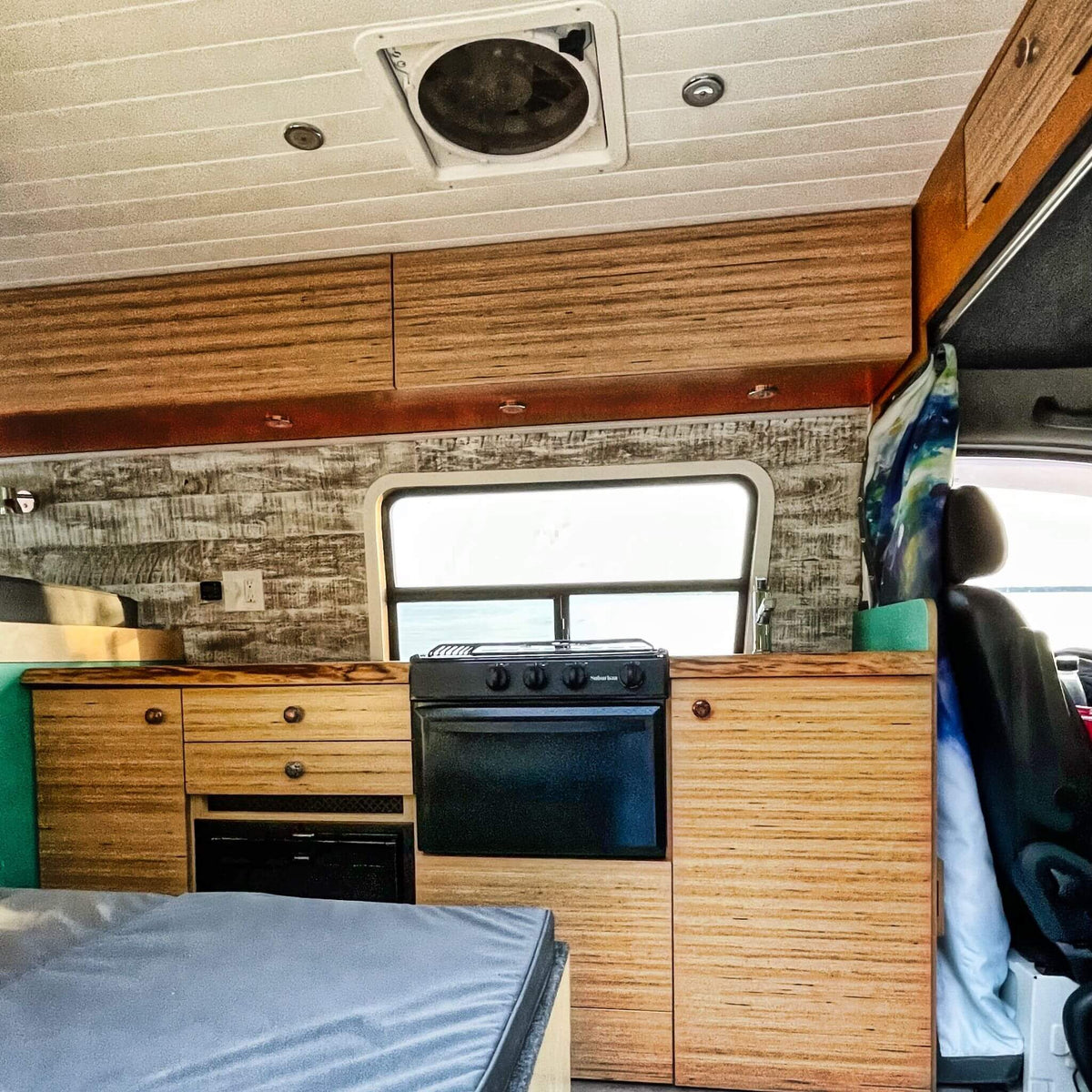 CUSTOM VAN CONVERSION - Lonavity