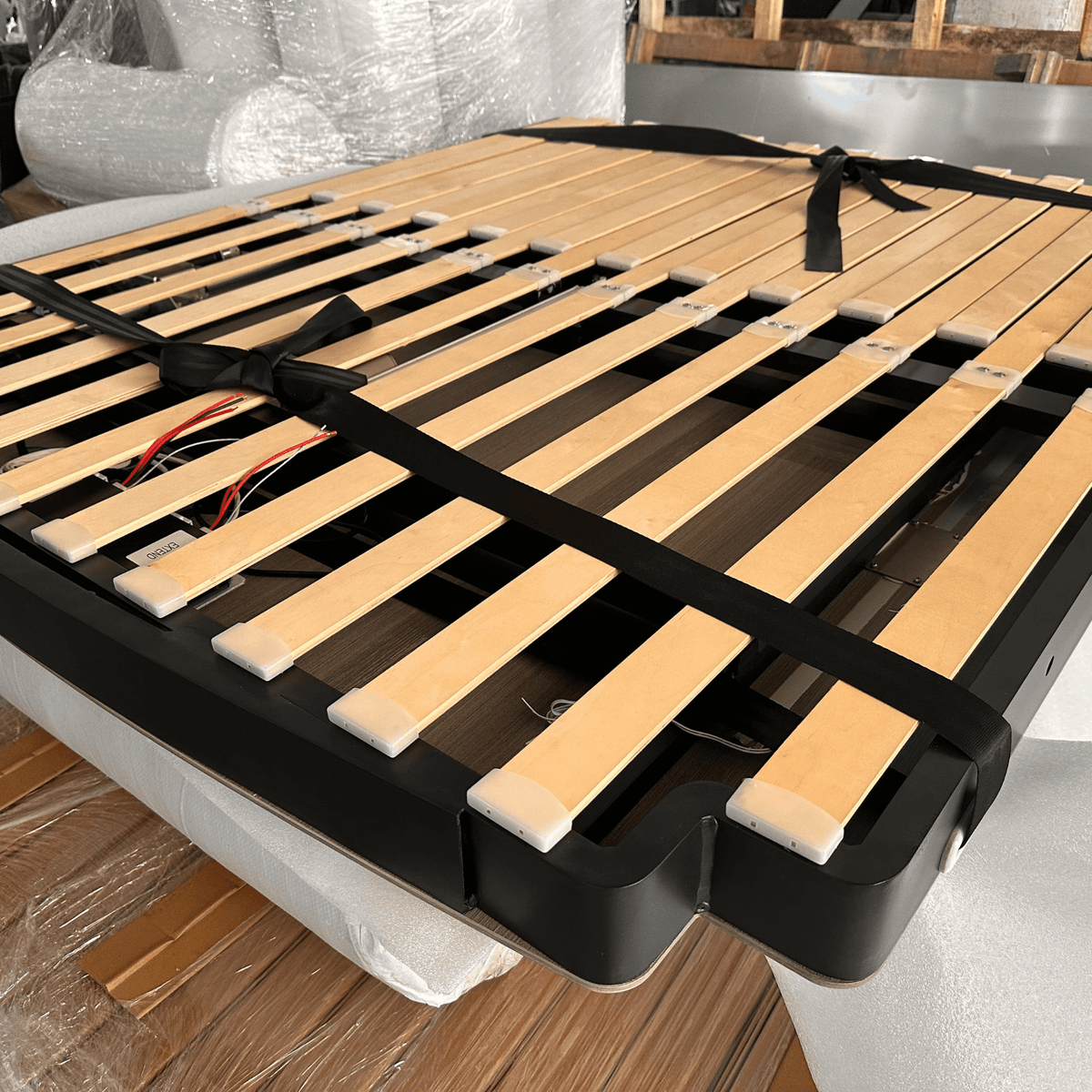 EXPANDABLE BED FOR CAMPER VANS — ELECTRIC LIFT & SLIDE SYSTEM