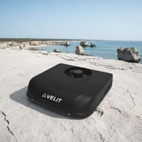 Climatiseur de toit VELIT 2000R gardant l'intérieur d'une van frais sous la chaleur intense de l'été