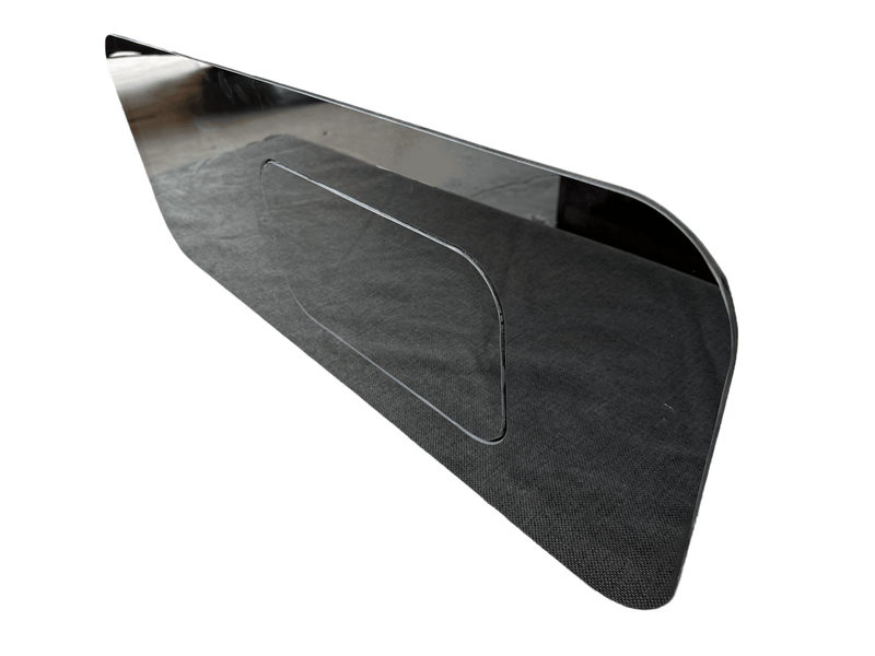 SLIDING WINDOW WITH BUG SCREEN