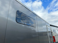 SLIDING WINDOW WITH BUG SCREEN