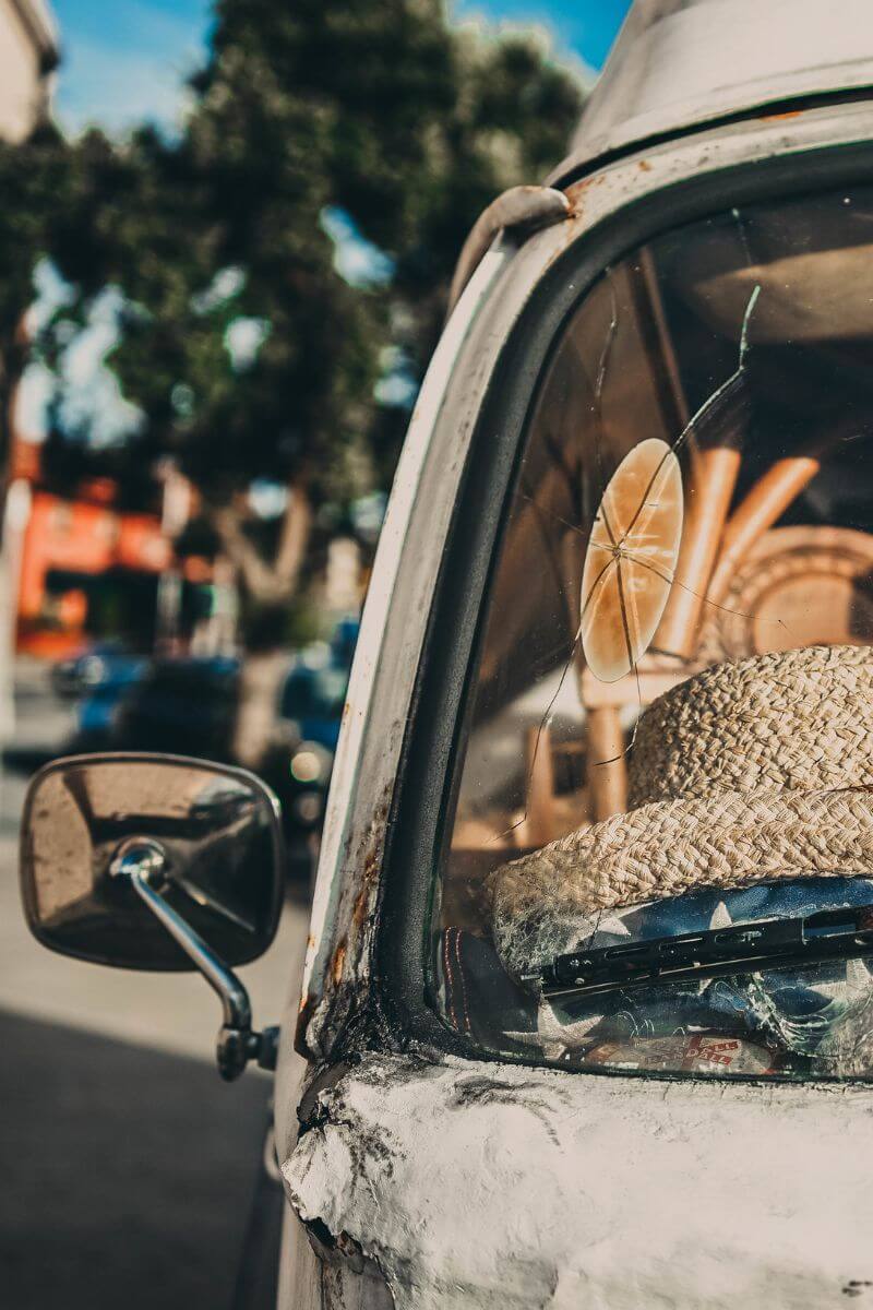 Sleep under the stars in your Sprinter — dormez sous les étoiles dans votre van Sprinter, chaque détail pensé pour vos prochaines escapades.