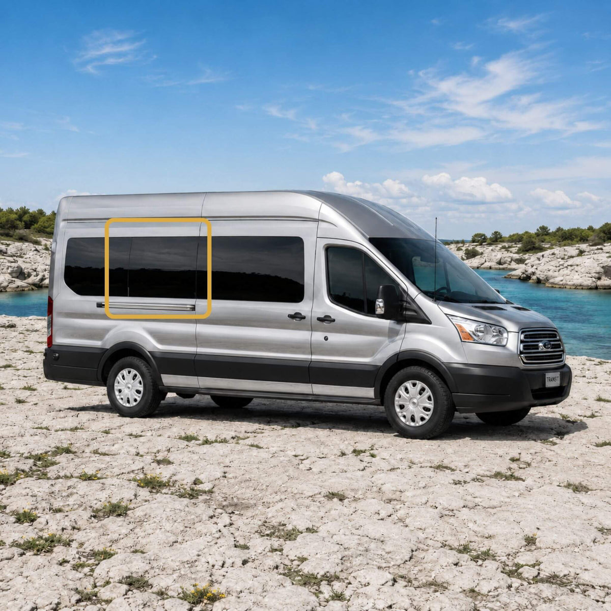 Fenêtre fixe en verre trempé intimité pour conversions de vans Ford Transit à empattement 148" et 148" allongé, conçue pour les modèles 2015+ toit moyen et toit haut côté passager milieu.