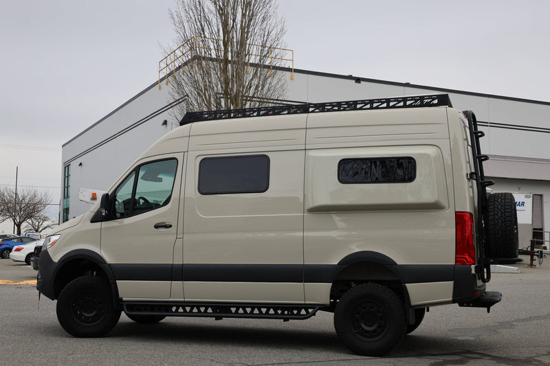 MODULAR ROOF RACK SYSTEM FOR SPRINTER