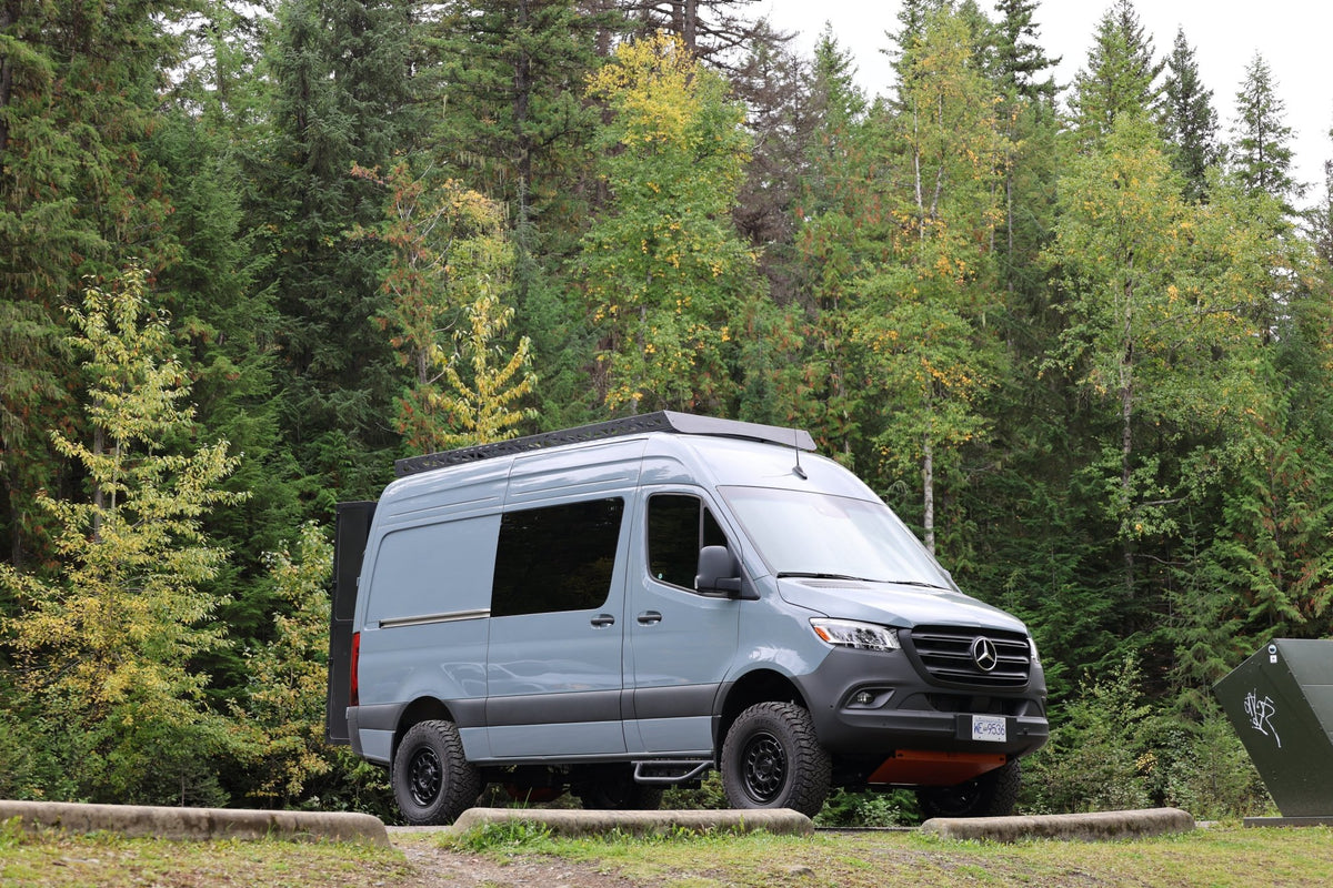 MODULAR ROOF RACK SYSTEM FOR SPRINTER