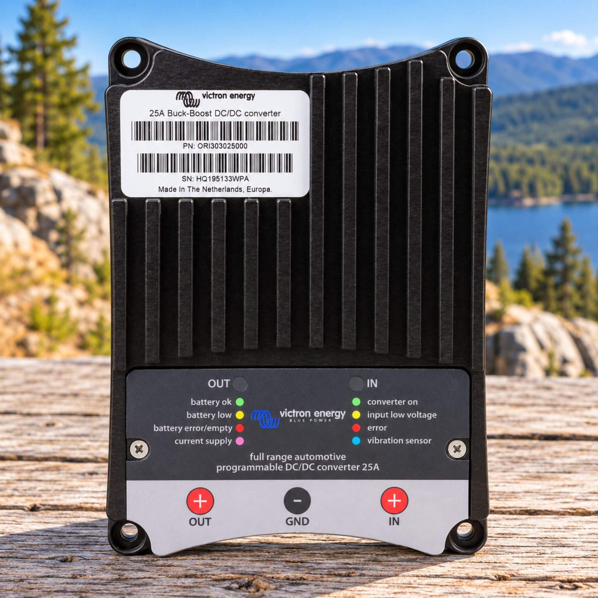 Victron 25A Buck-Boost DC/DC converter for vehicle electrical systems