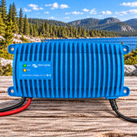 Chargeur de batterie Victron Energy Blue Smart Charger 24 V 12 A pour systèmes électriques de van