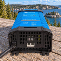 Victron Energy Blue Smart Charger et chargement de batterie intelligent pour la conversion de fourgonnettes