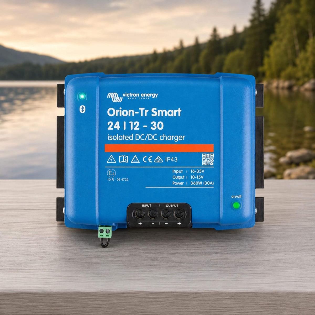 Victron Orion-Tr Smart 24/12-30A isolated DC-DC charger